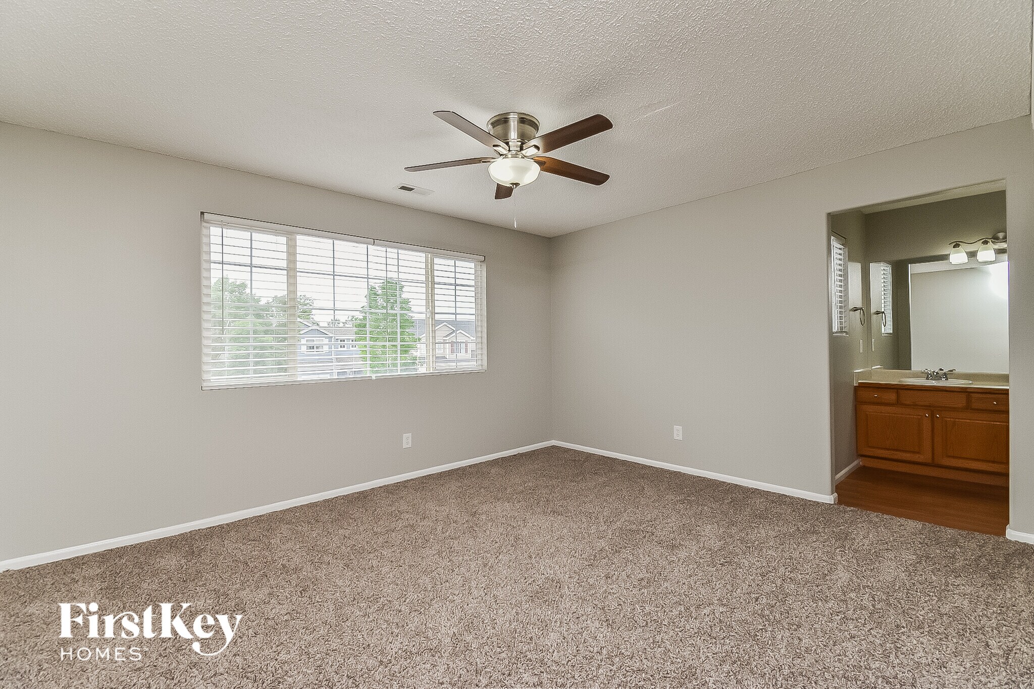 Building Photo - 9370 Pony Gulch Way