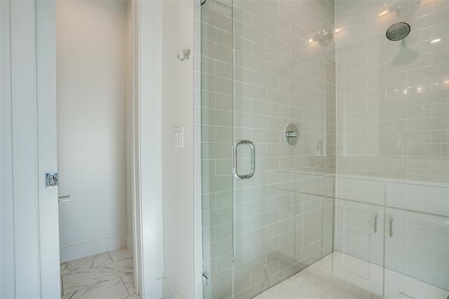 Building Photo - 4426 Cabell Dr