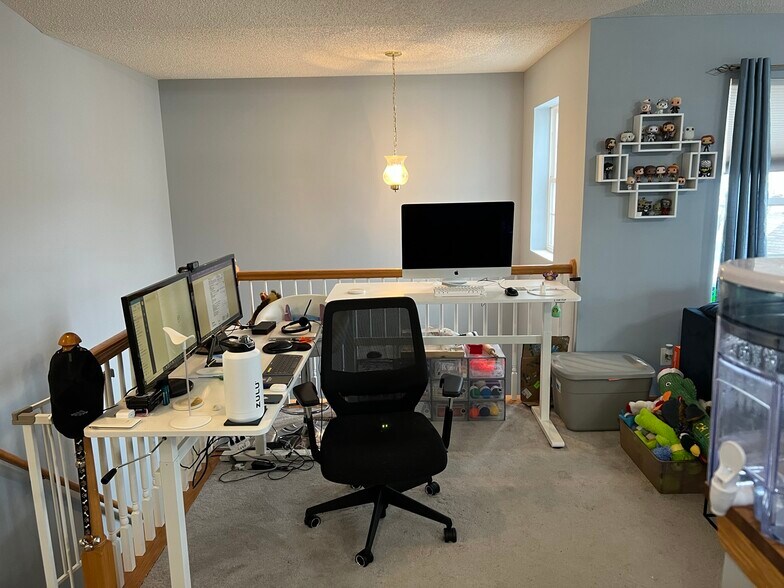 Building Photo - 652 Cobblestone Way