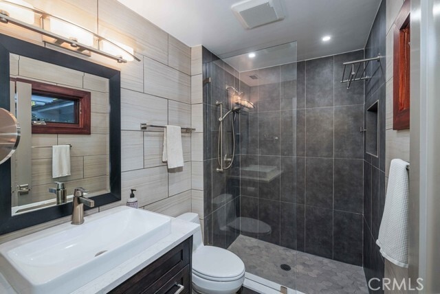 Building Photo - 5672 Rich Hill Way