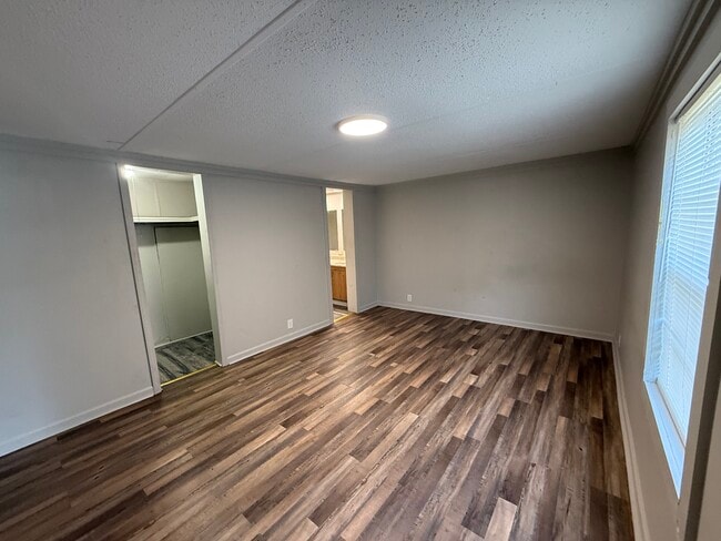 Building Photo - 1025 Union Hill Church Rd