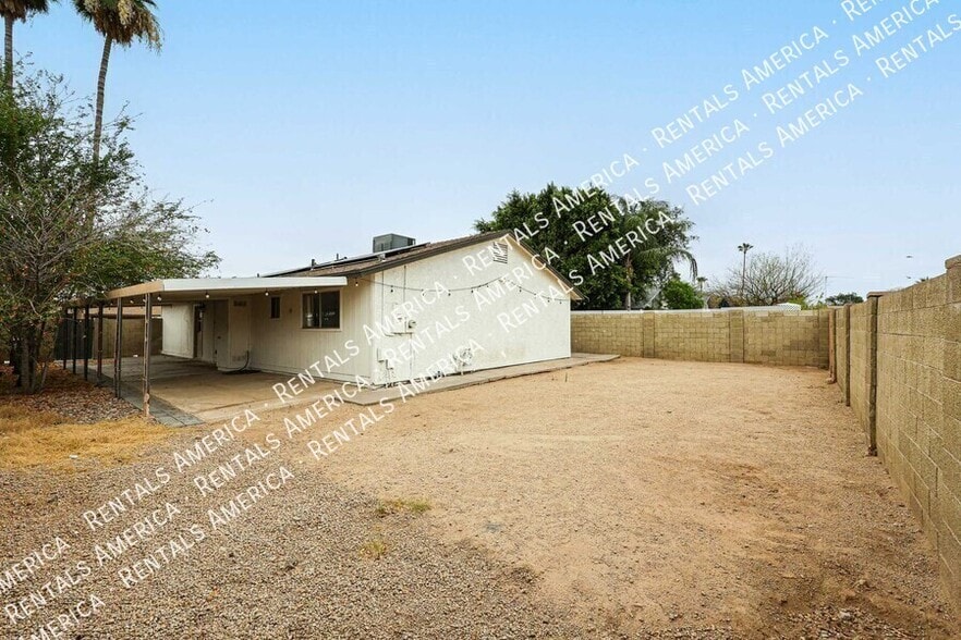 Building Photo - 3837 W Acapulco Ln