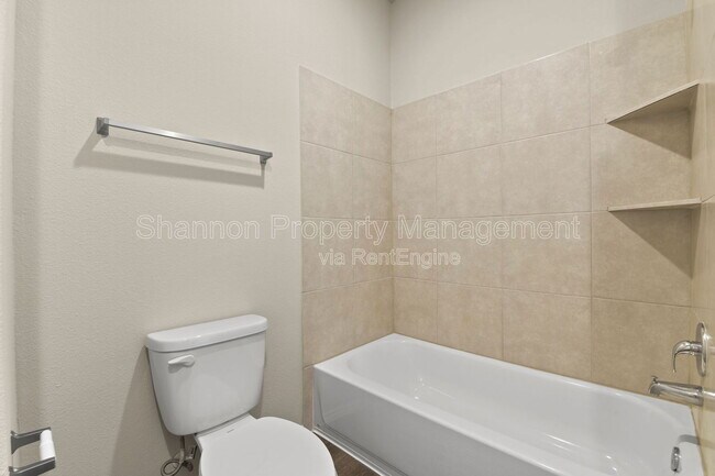 Building Photo - 9650 Warm Spring