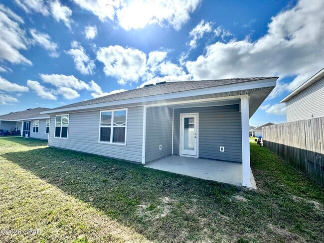 Building Photo - 4016 Pioneer Ln.