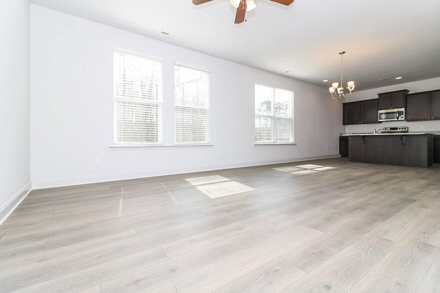 Building Photo - 229 Pamlico Dr