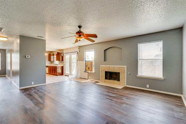 Building Photo - 901 Greenbend Dr
