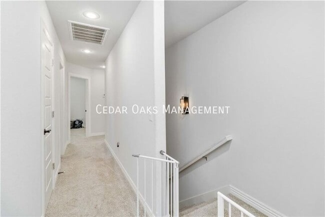 Building Photo - 645 Sugar Creek Rd