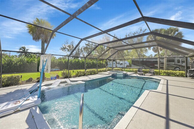 Building Photo - 8606 Arrowhead Dr