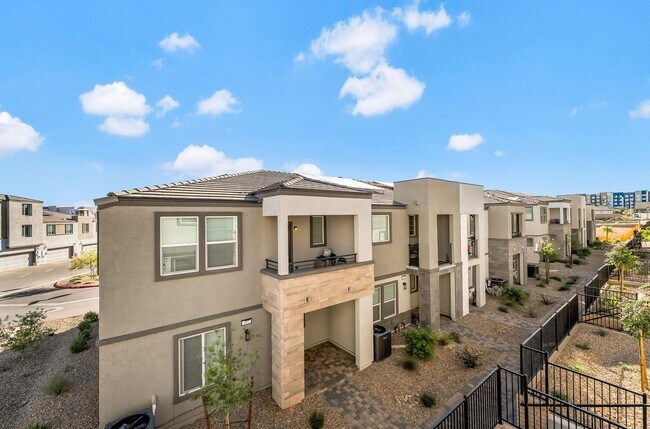 Building Photo - Modern Cadence Townhome with Open-Concept Living & Energy-Efficient Features!