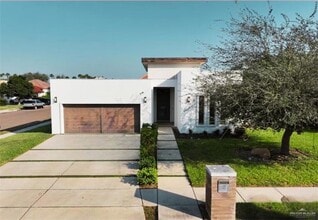 Building Photo - 1824 Harvard Ave