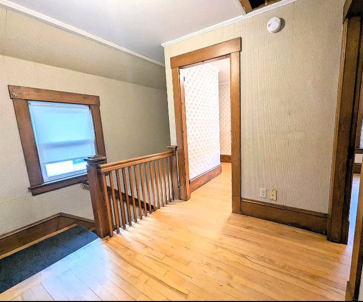 Building Photo - 273 VT-2B