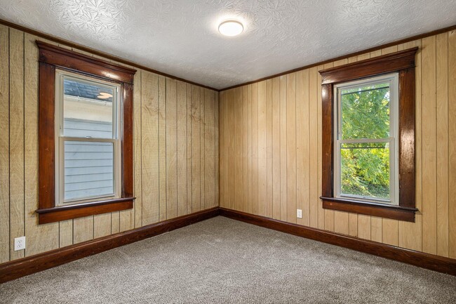 Building Photo - 37 W Arch St