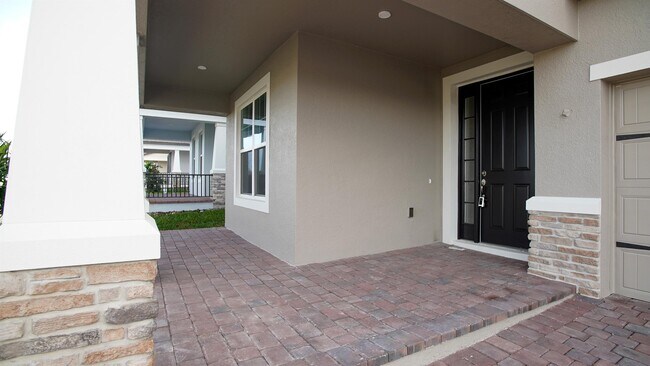 Building Photo - 12182 Eastmoor Dr