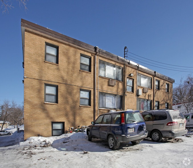 Building Photo - 1086 York Ave