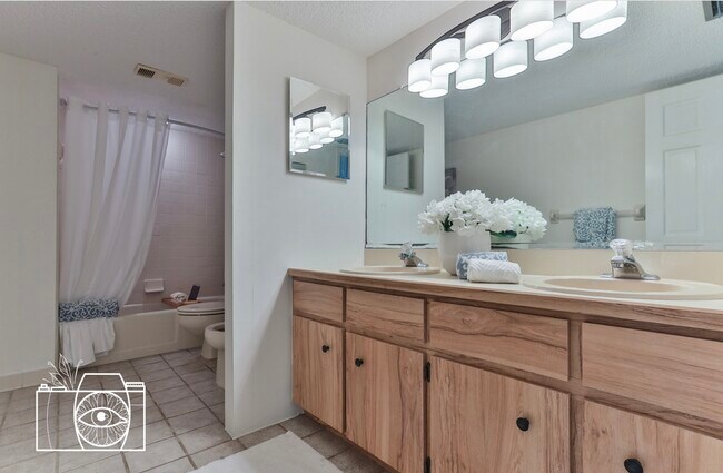 Building Photo - 944 Peninsula S Dr