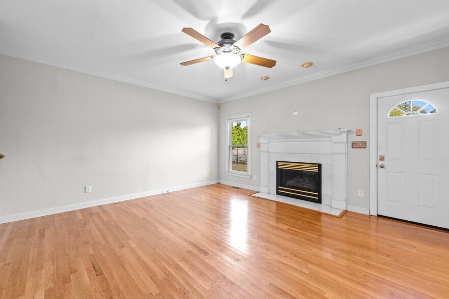 Building Photo - 3520 Birkdale Ct