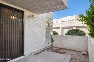 Building Photo - 935 N Granite Reef Rd