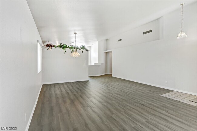 Building Photo - 3781 White Peppermint Dr