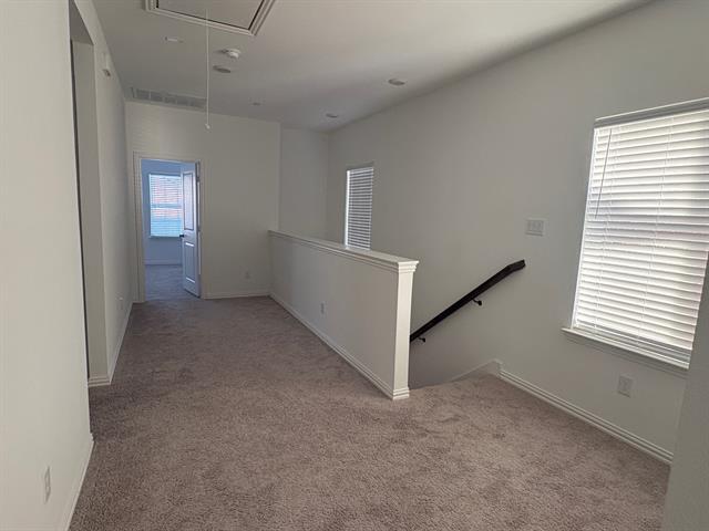 Building Photo - 2241 Adena Spgs Dr