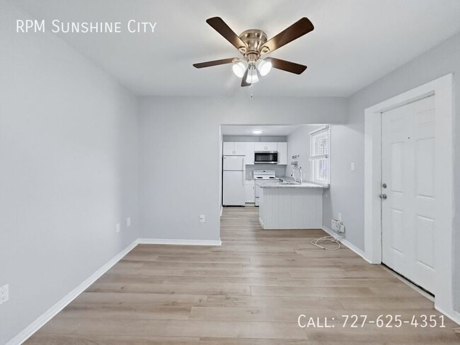 Building Photo - 1115 Highland St N