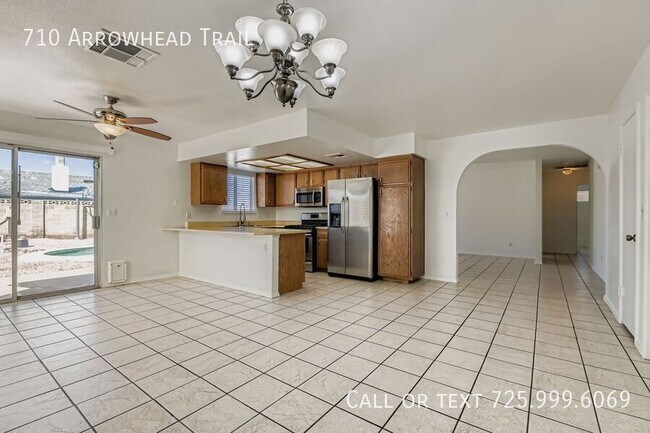 Building Photo - 710 Arrowhead Trail