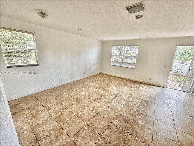 Building Photo - 9763 Darlington Pl