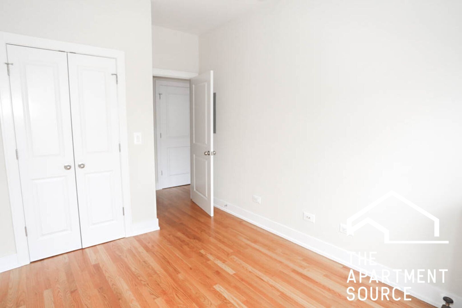 Building Photo - 5115 N Winchester Ave