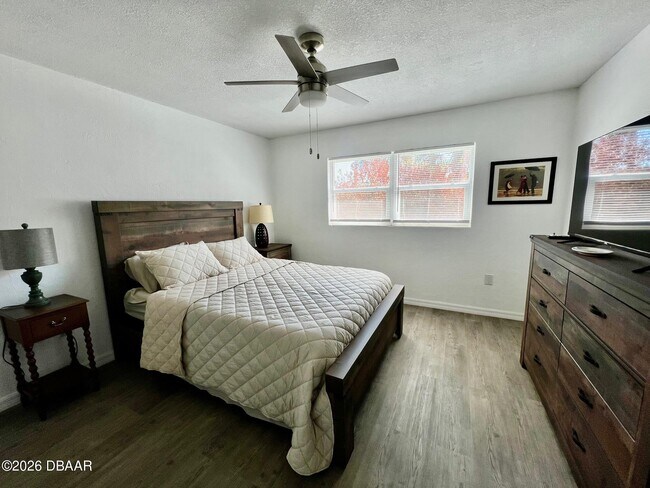 Building Photo - 1510 Ocean Shore Blvd