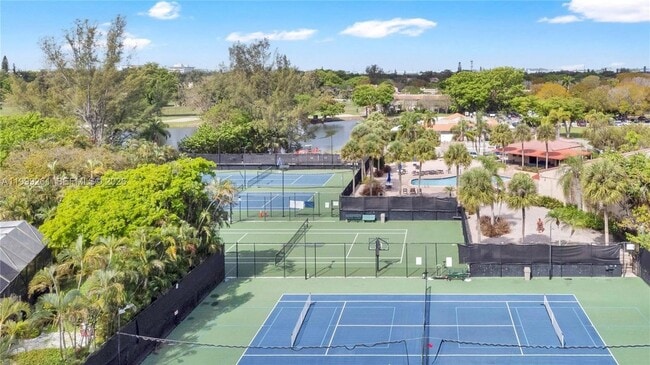 Building Photo - 3996 Estepona Ave