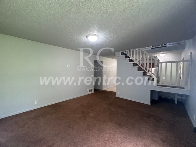 Building Photo - 15986 Arrowhead Rd