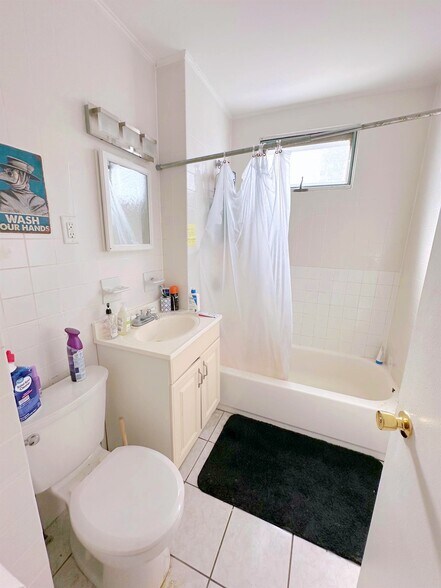 Building Photo - 149 North St