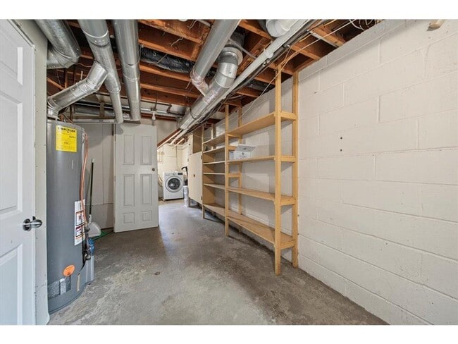 Building Photo - 3101 Texas Ave S