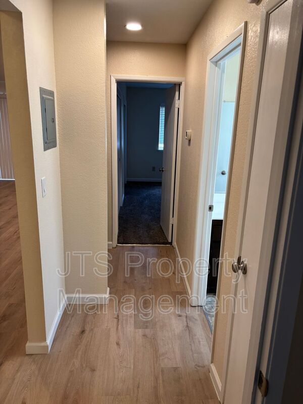 Building Photo - 5512 Mike Arthur Ct