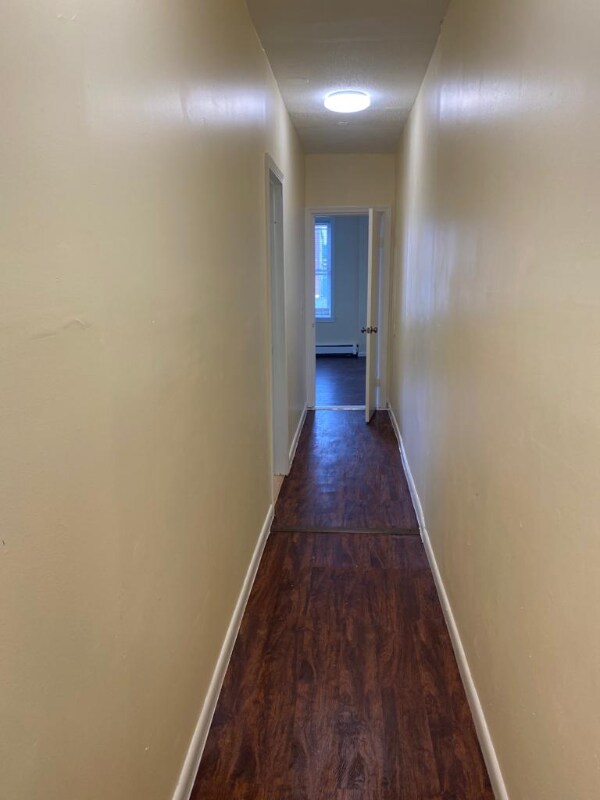 Building Photo - 464 Wethersfield Ave