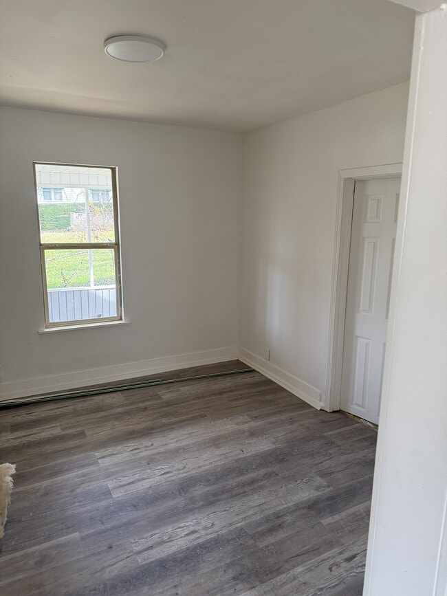 Building Photo - 3902 14th Ave