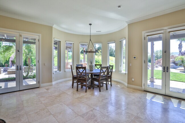 Building Photo - 39520 Colleen Way