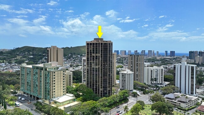 Building Photo - 2101 Nuuanu Ave