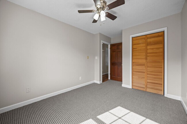 Building Photo - 145 S Patterson St