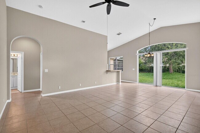 Building Photo - 6305 Spring Lake Terrace