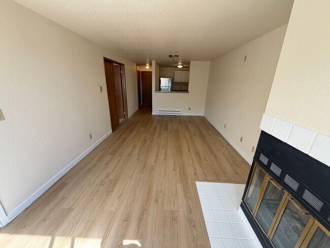 Interior Photo - TWG North
