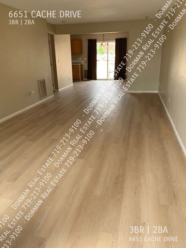 Building Photo - 6651 Cache Dr