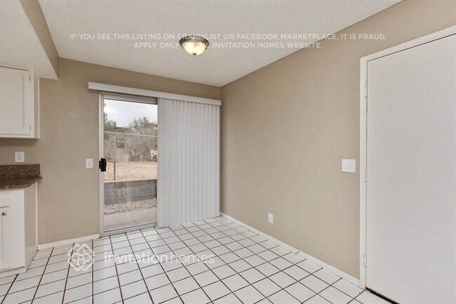 Building Photo - 10533 Gramercy Pl