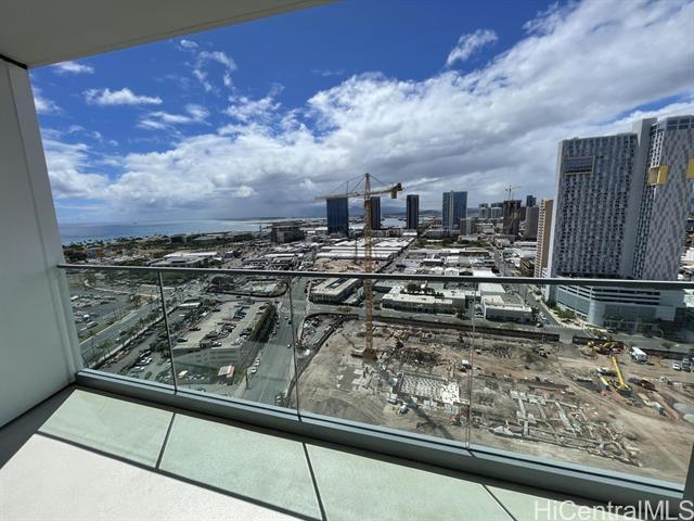 Building Photo - 1000 Auahi St