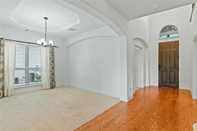 Building Photo - 1611 McMaster Ln