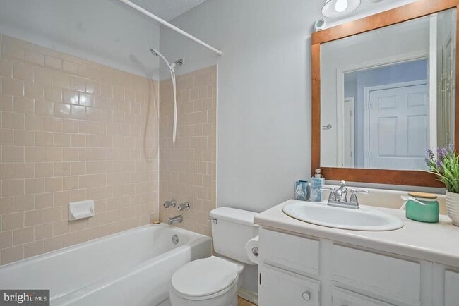 Building Photo - 20951 Timber Ridge Terrace