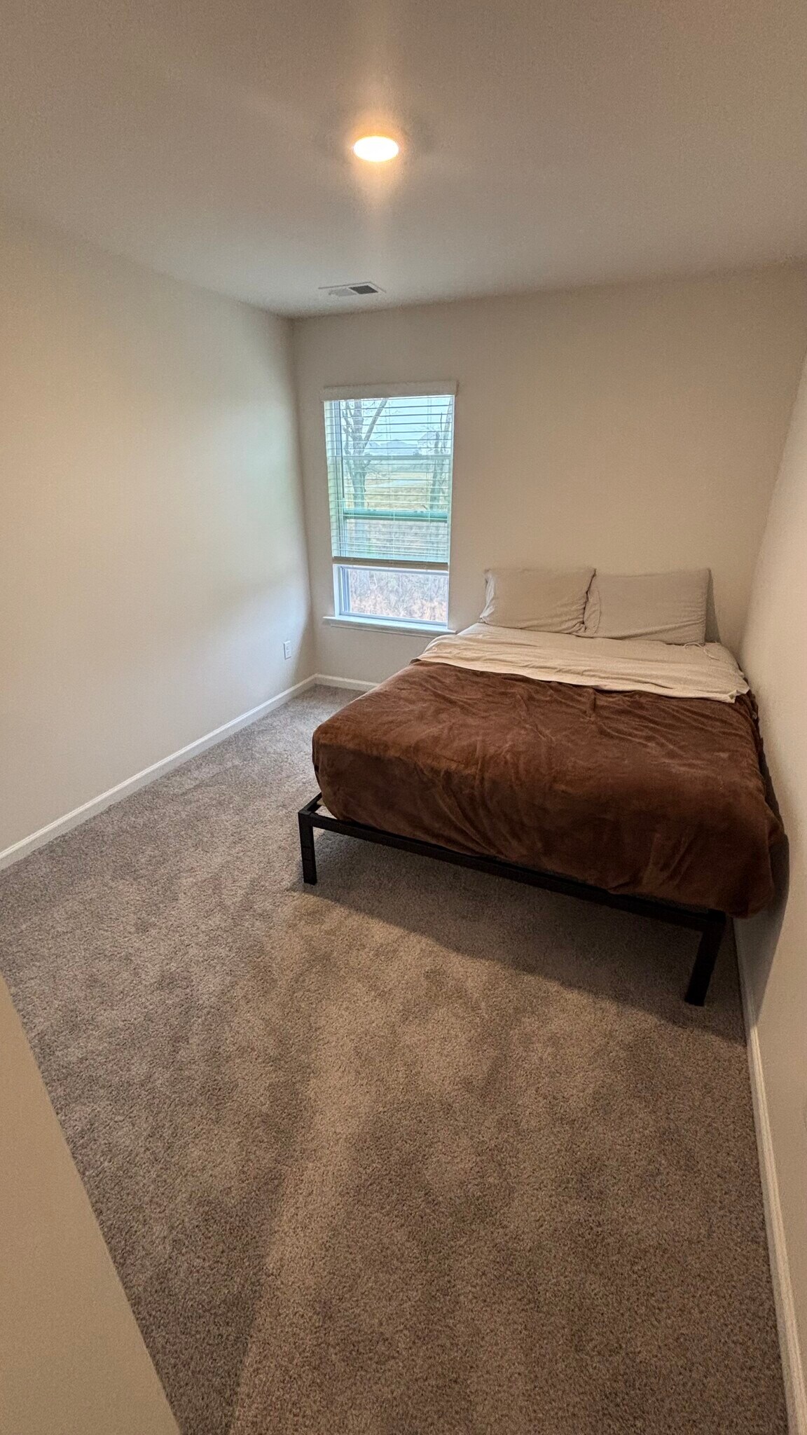 Building Photo - 325 Chapelwood Way