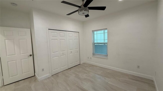 Building Photo - 16303 Enclave Village Dr