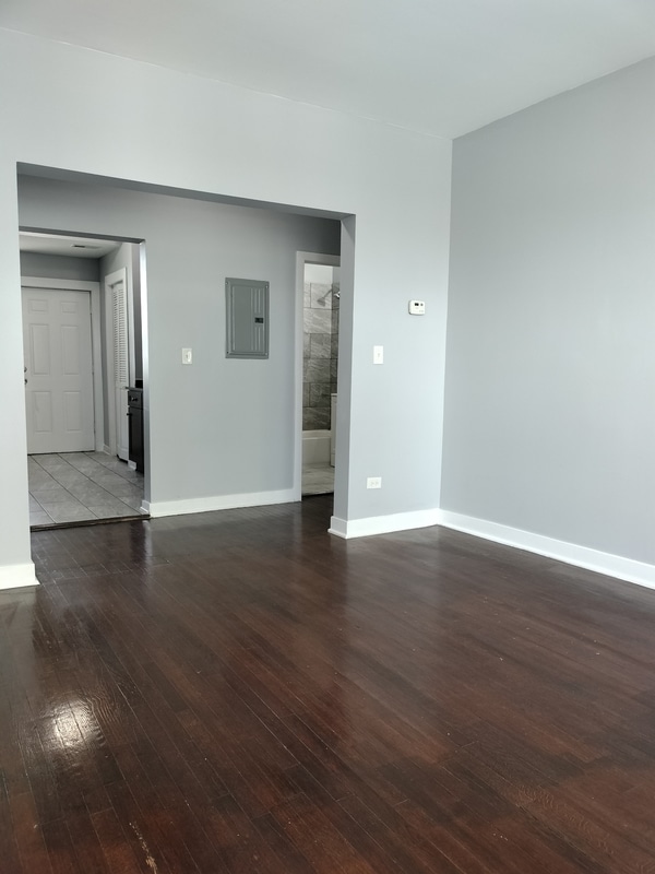 Building Photo - 1413 W 66th St