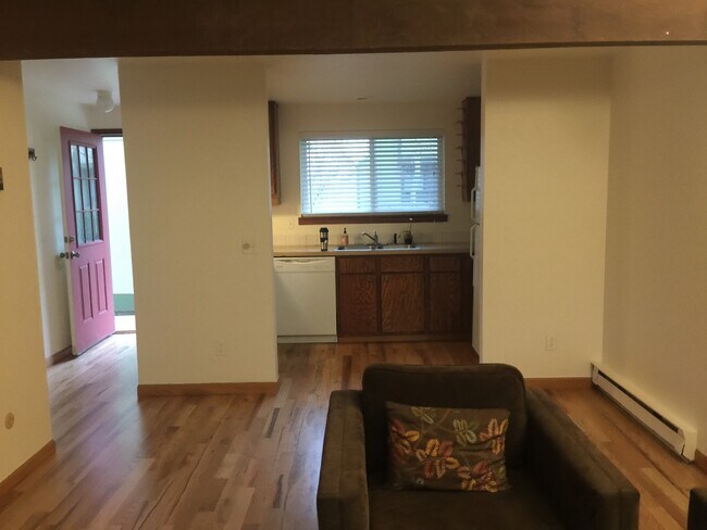 Building Photo - Two Bedroom Boulder Condo For Rent In Shan...