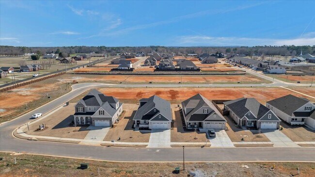 Building Photo - Beautiful 4BR/2.5BA  Full Brick Home in Co...